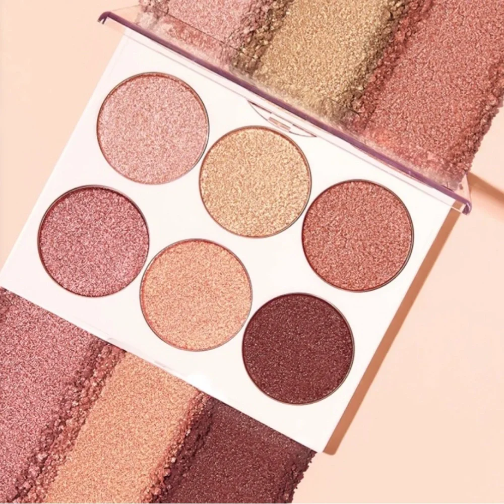 FLOWER BEAUTY By Drew Barrymore Jungle Lights Eyeshadow Palette Desert